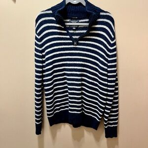 American Eagle Men’s Striped Sweater Size Large